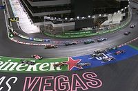 VIDEO: Inicio caótico en Las Vegas con accidentes incluyendo a Checo Pérez