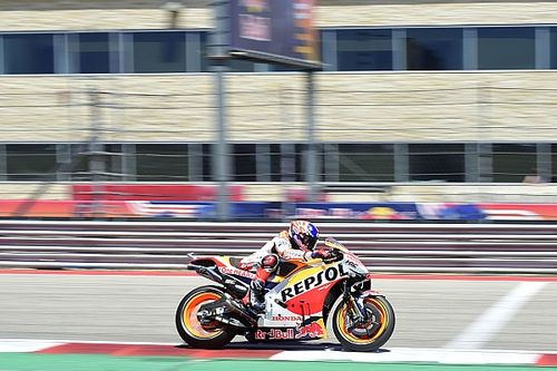 El problema que volvi&oacute; "loca" a la Honda de M&aacute;rquez en su desafortunada salida 