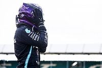 Hamilton gana con un neum&aacute;tico pinchado el GP de la Gran Breta&ntilde;a