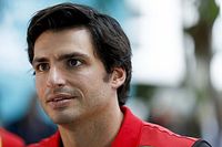 F1 - Sainz alerta: carros de 2022 podem trazer problemas nas costas e pescoço a longo prazo