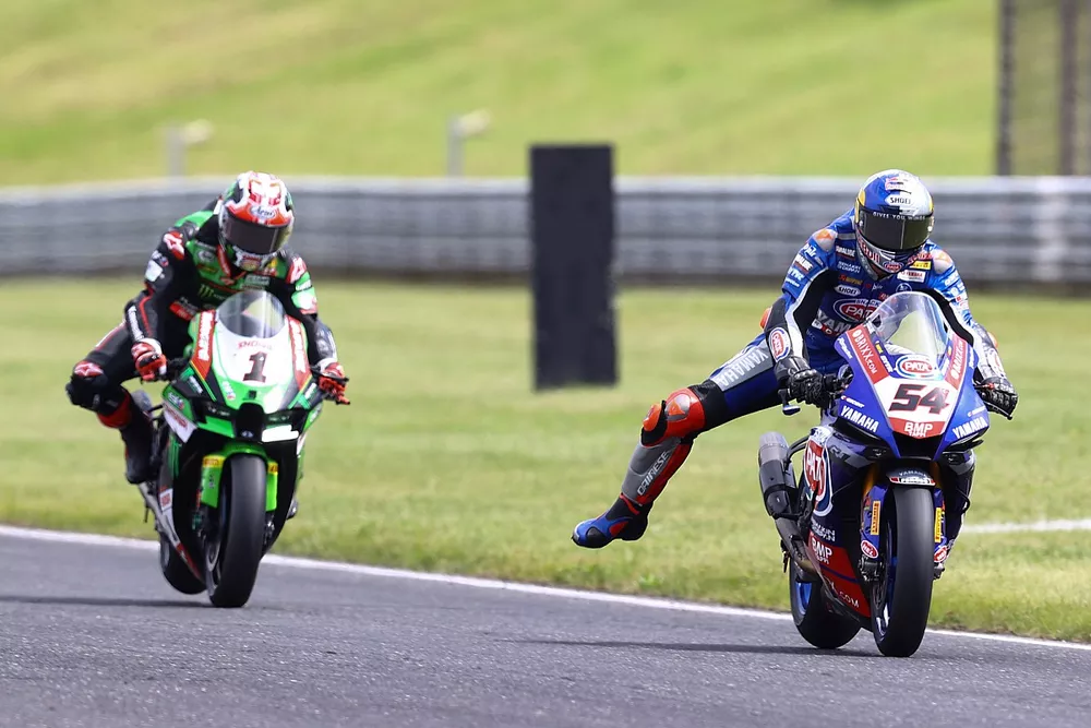 Toprak Razgatlioglu, PATA Yamaha WorldSBK Team, Jonathan Rea, Kawasaki Racing Team WorldSBK