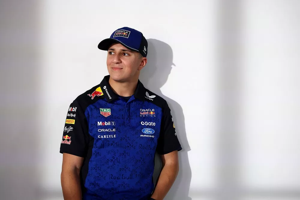 Isack Hadjar, Red Bull Racing 