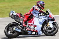 V&iacute;deo: la reacci&oacute;n viral de Pedrosa al paso de M&aacute;rquez con la Ducati