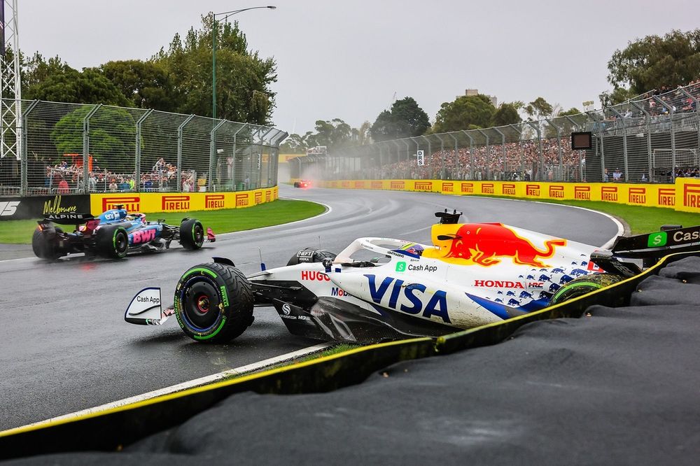 Isack Hadjar, RB F1 Team crash