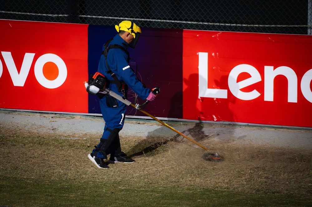 Lawn mowing in progress, in Suzuka circuit