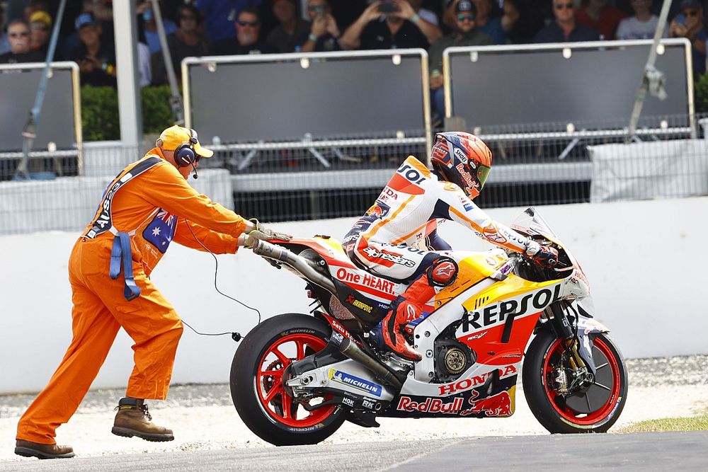 Marc Márquez, Repsol Honda Team tras su caída