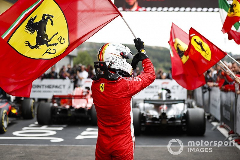 Vettel escreve carta de Natal para Ferrari