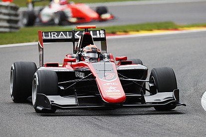 Nikita Mazepin centra il terzo stagionale in Gara 2 a Spa-Francorchamps