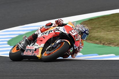 MotoGP, Motegi, Libere 4: Marquez cade, ma precede Crutchlow e Iannone