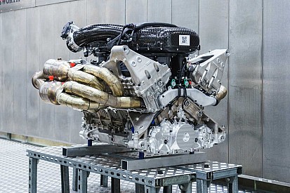 Az 1990-es évek F1-motorjait idézi az Aston Martin Valkyrie erőforrása