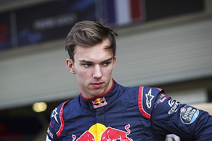 Gasly grid cezası aldı, Alonso ve Vandoorne'a katıldı