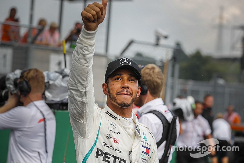 Hamilton: Hujan buat persaingan jadi seimbang