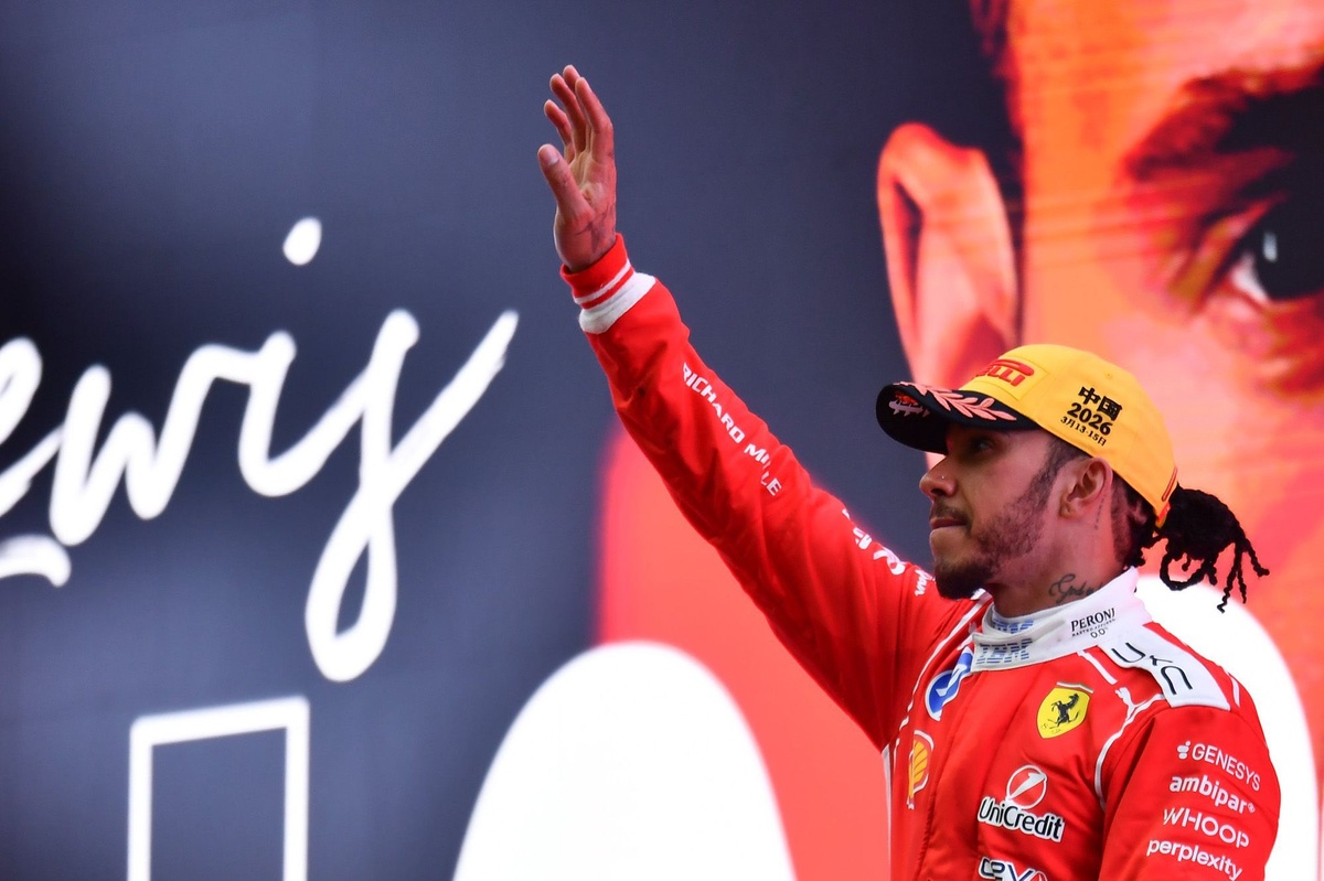 F1 | Lewis felice: "Mi sento vivo. Mercedes ha un vantaggio in potenza, ma la SF-26 è buonissima"