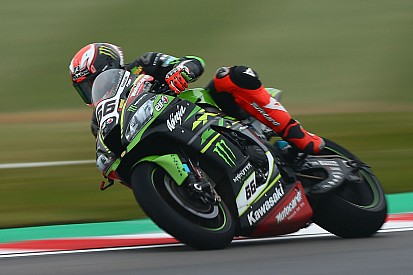 Donington, Superpole: Sykes batte tutti e supera il record di Corser!