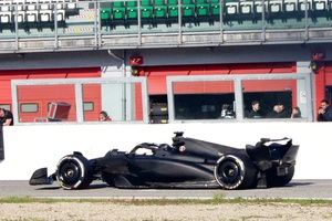 Así fue el último día de test de Checo Pérez con Cadillac en Imola: 