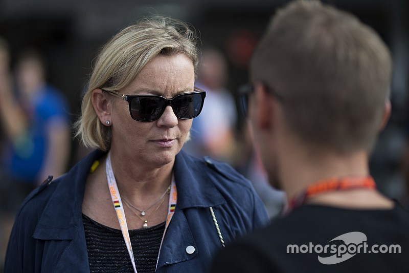 Így lett Sabine Kehm Schumacher bizalmasa