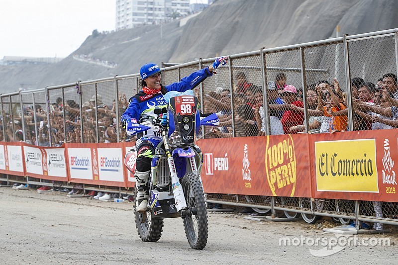 La espartana del Dakar tras su abandono: