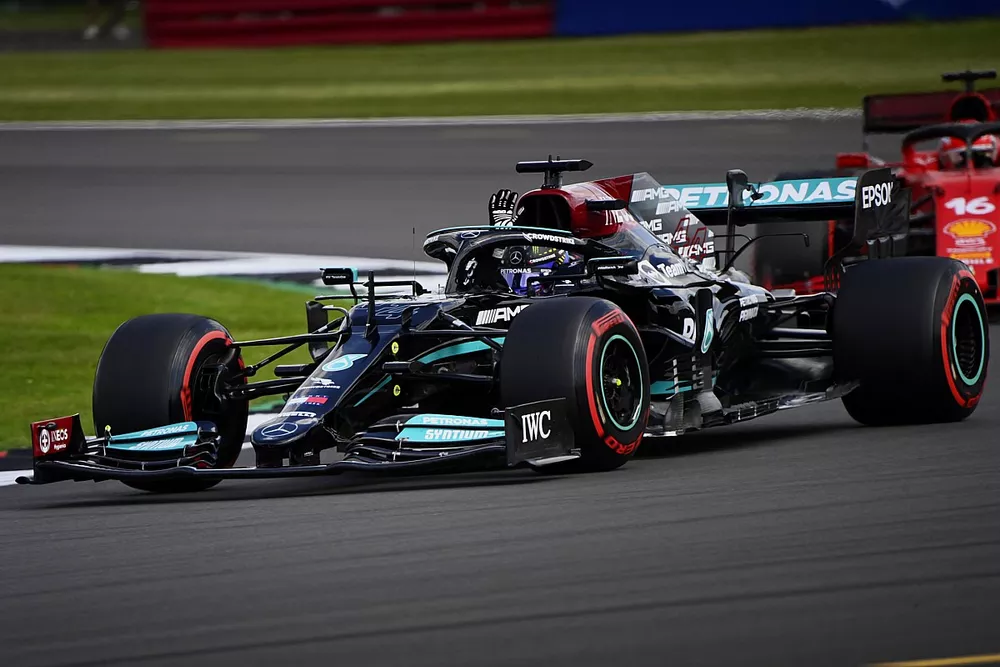 Lewis Hamilton, Mercedes W12, Charles Leclerc, Ferrari SF21