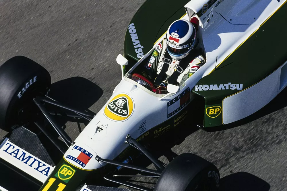 ミカ・ハッキネン　1991 F1 JAPANESE GP パズル 300P ミカ・ハッキネン 1991 F1 JAPANESE GP パズル 300P 1991 F1 JAPANESE