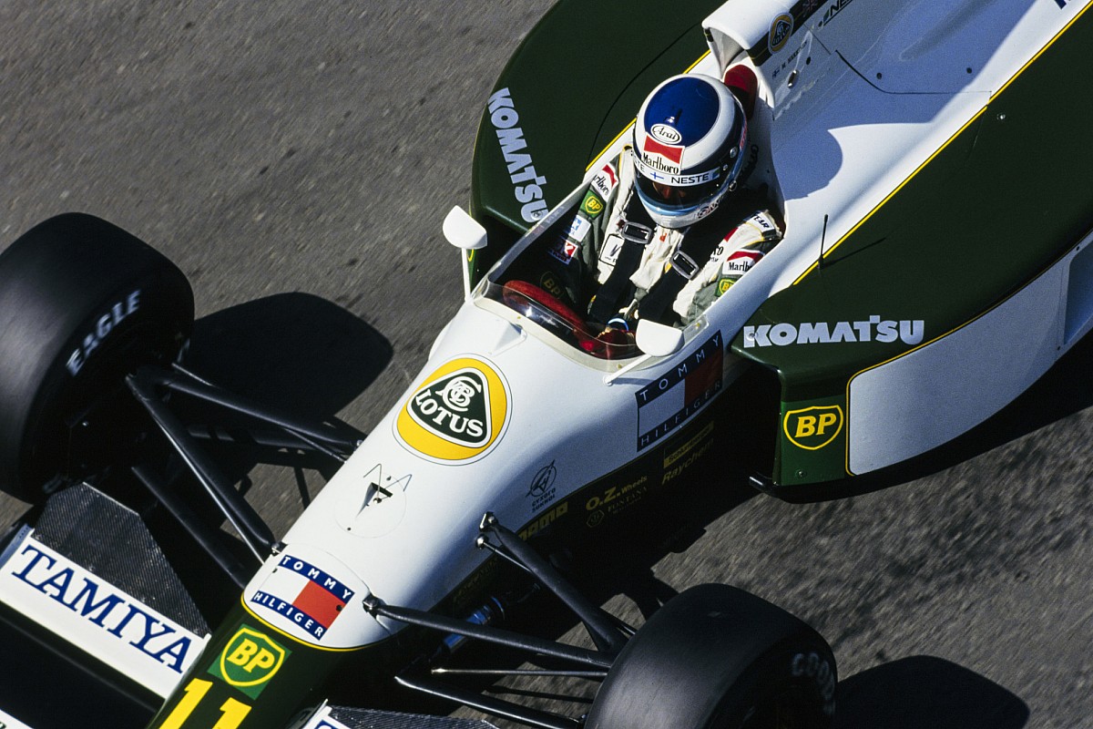ミカ・ハッキネンが名門ロータスで過ごした2年間。彼の速さとチームの ミカ・ハッキネンが名門ロータスで過ごした2年間。彼の速さとチームの