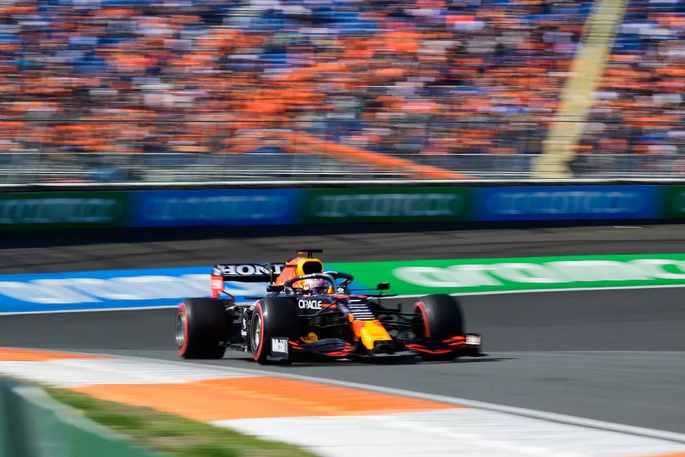 Max Verstappen, Red Bull Racing RB16B