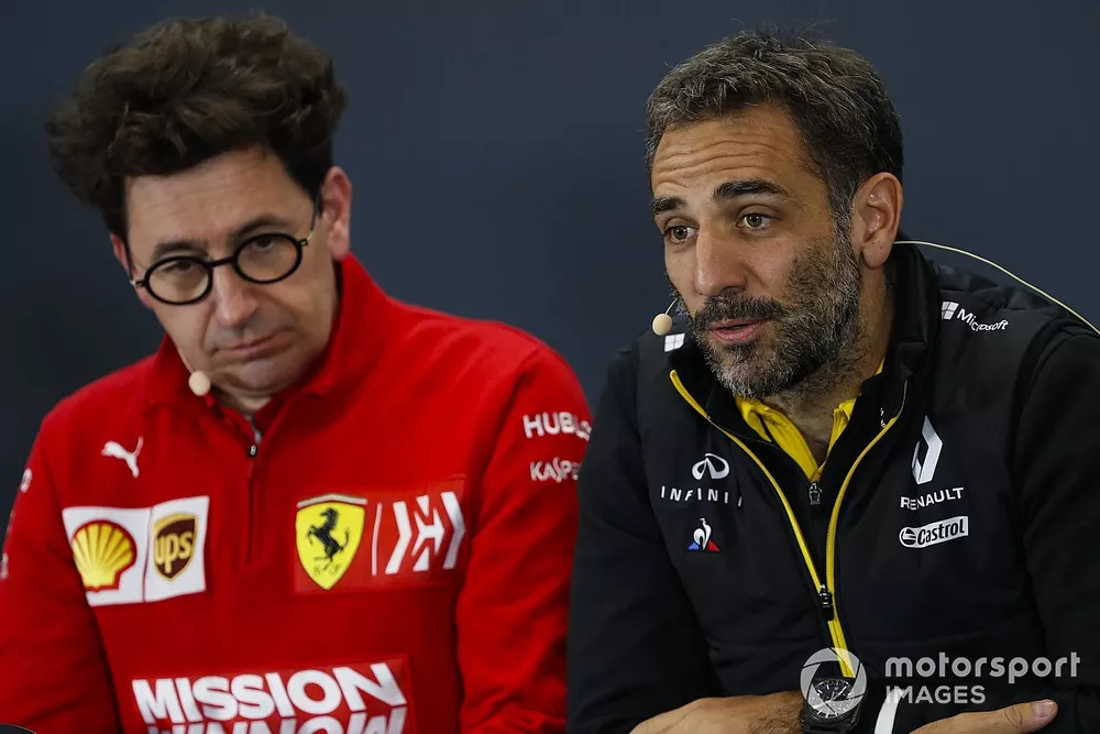 Cyril Abiteboul, Director General, Renault F1 Team, y Mattia Binotto, Director Ferrari 