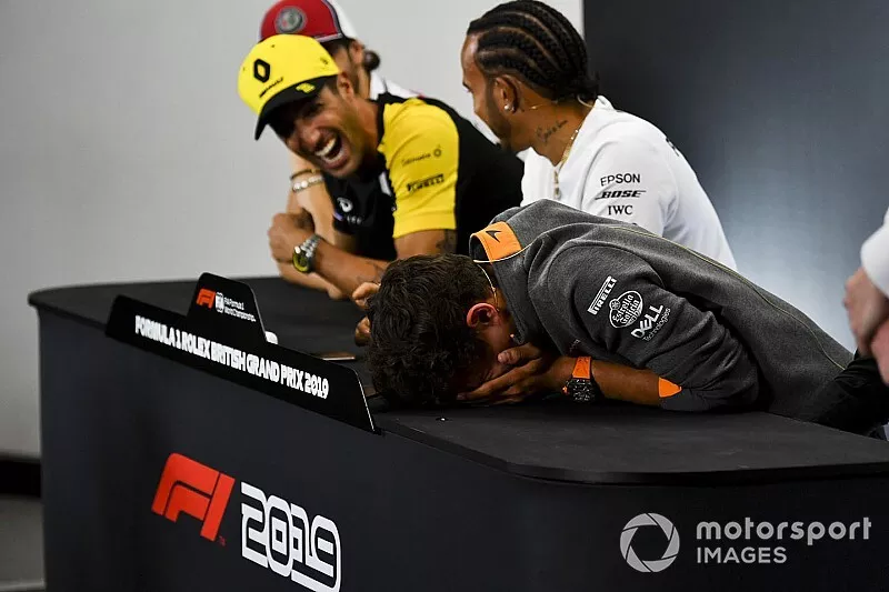 Daniel Ricciardo, Renault F1 Team en Lando Norris, McLaren in de persconferentie
