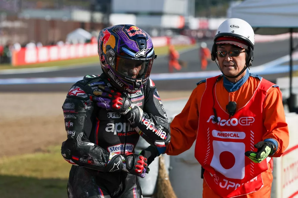 Jorge Martin, Aprilia Racing Team crash