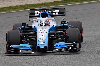 Williams FW42 akhirnya mengaspal di tes F1