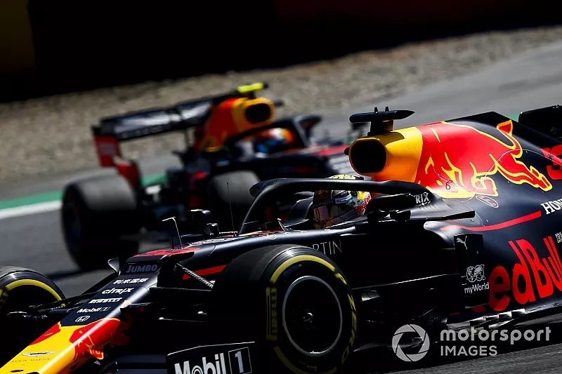 Max Verstappen, Red Bull Racing RB15, Pierre Gasly, Red Bull Racing RB15