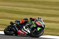 Rea logra el triplete en Donington