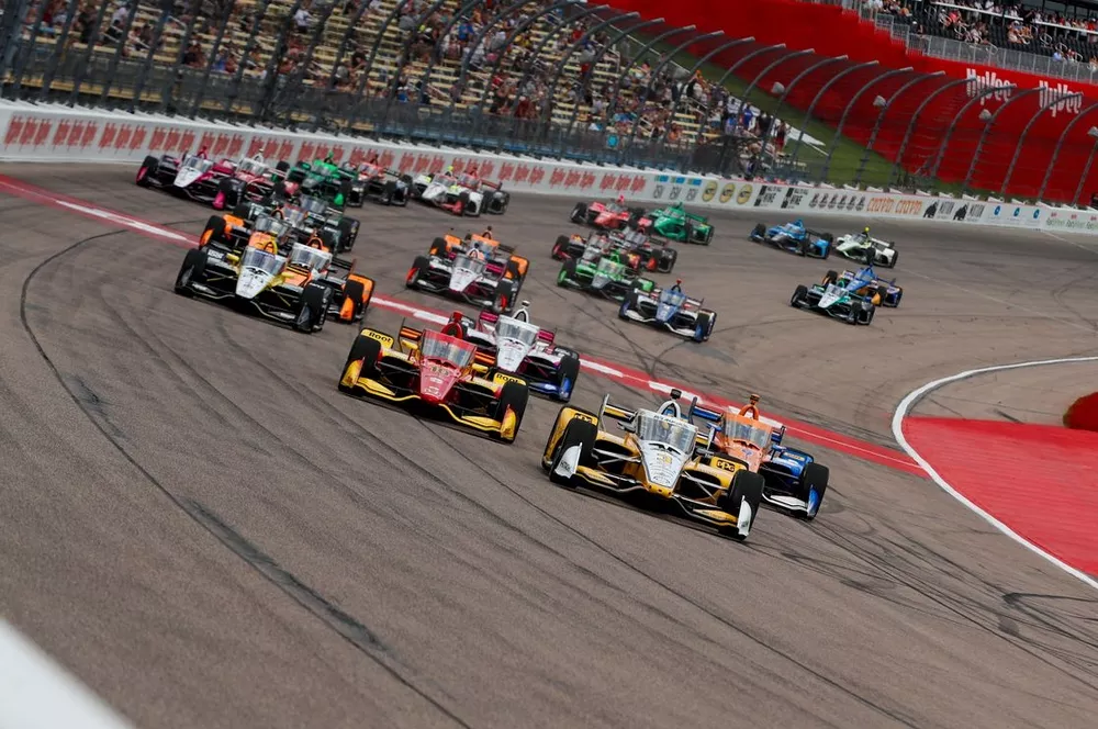 Scott McLaughlin, Team Penske Chevrolet, Scott Dixon, Chip Ganassi Racing Honda, Alex Palou, Chip Ganassi Racing Honda, start