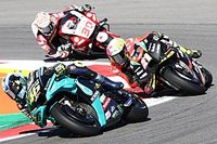 Rossi pone a Bagnaia como "favorito" para el título 2022