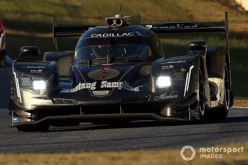 #5 Mustang Sampling / JDC-Miller MotorSports Cadillac DPi, DPi: Sebastien Bourdais, Loic Duval, Tristan Vautier