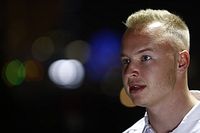 Mazepin no quiso interferir en la lucha por el t&iacute;tulo de Hamilton