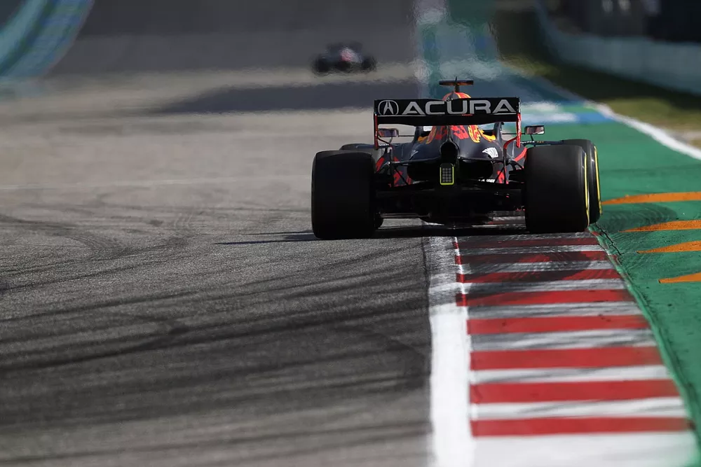 Max Verstappen, Red Bull Racing RB16B
