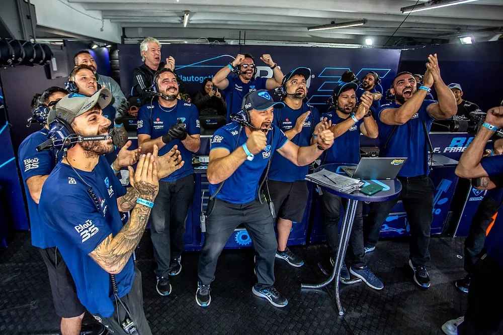 Blau Motorsport