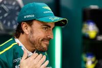 ¿Alonso en charlas con Red Bull... por Verstappen o Checo Pérez?