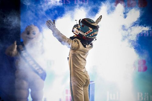 De Vries no quiere irse de Fórmula E pese al adiós de Mercedes