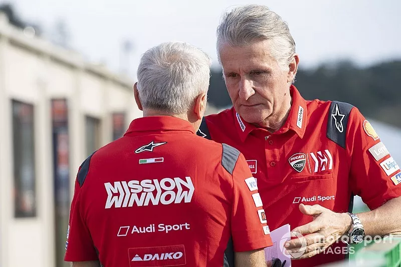 Davide Tardozzi, Team manager de Ducati Team, Paolo Ciabatti, director deportivo de Ducati Corse