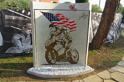 Fotostrecke: Gedenkstätte für Nicky Hayden in Misano