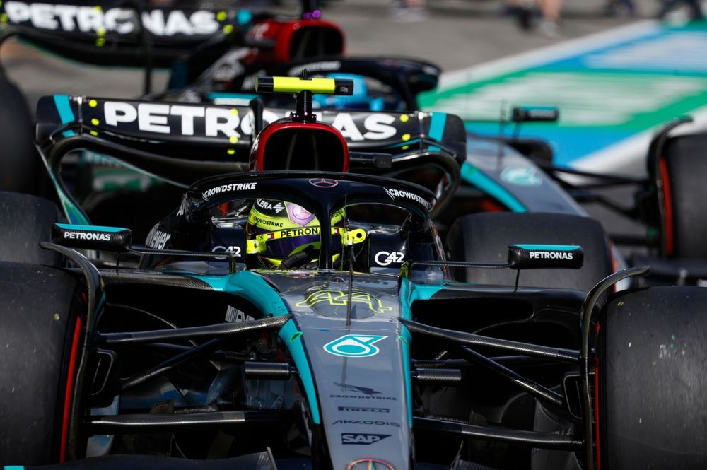 Lewis Hamilton, Mercedes F1 W15