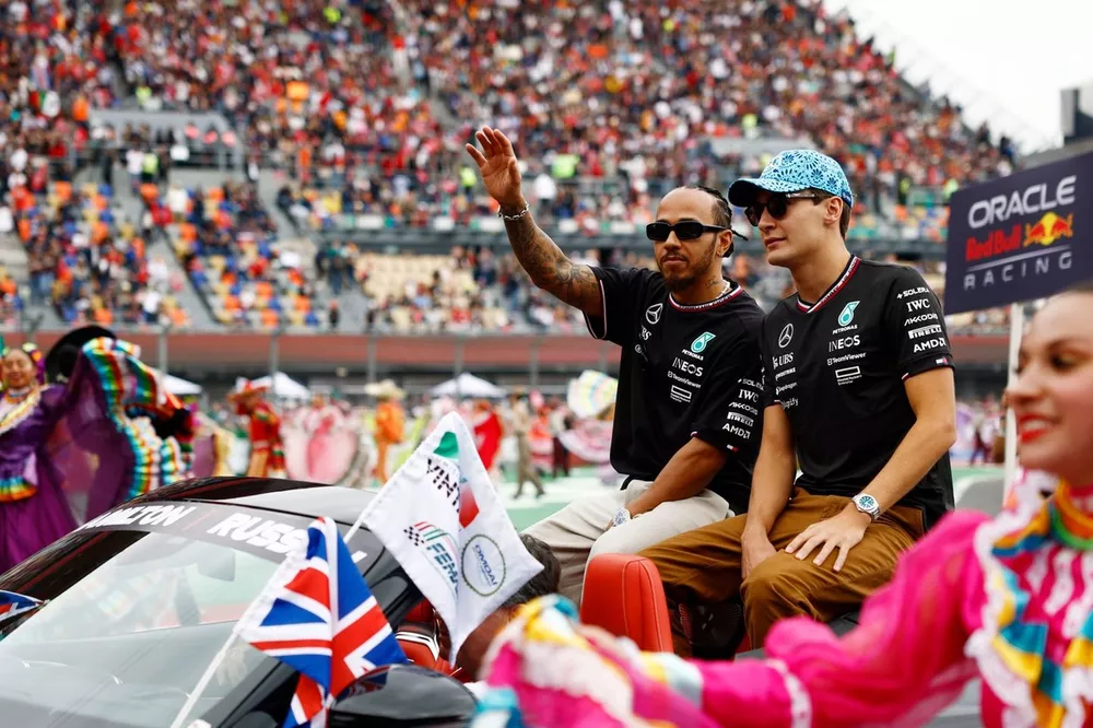 Lewis Hamilton, Mercedes-AMG F1 Team, George Russell, Mercedes-AMG F1 Team,