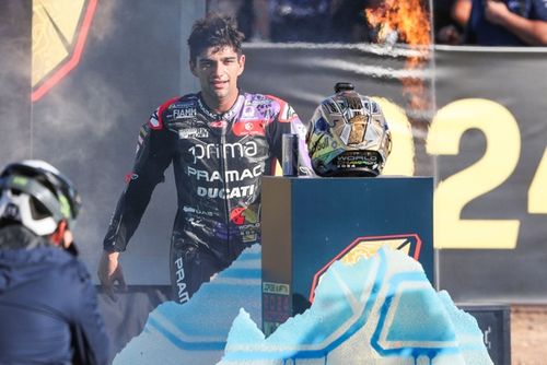 Jorge Mart&iacute;n: "Estaba empezando a llorar" al final de la carrera