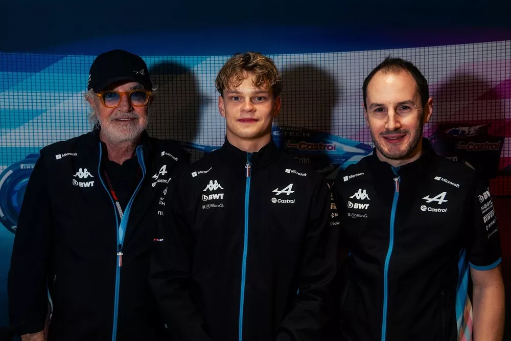 Flavio Briatore, Executive Advisor, Alpine F1, Paul Aron, Alpine, Oliver Oakes, Team Principal, Alpine F1 Team