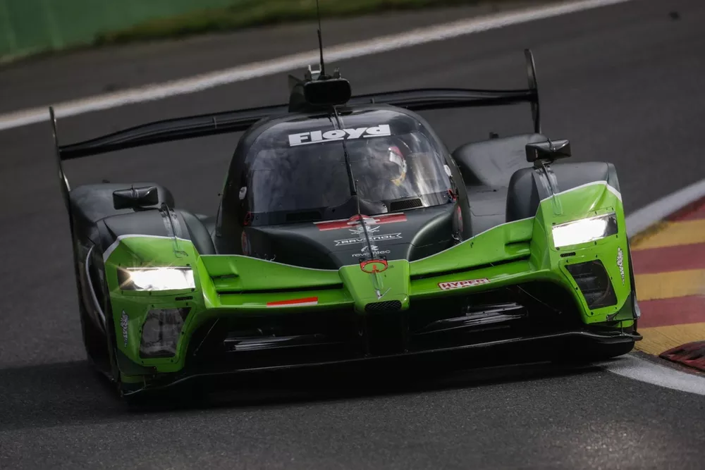#4 Floyd Vanwall Racing Team Vanwall Vandervell 680: Tom Dillmann, Esteban Guerrieri, Jacques Villeneuve