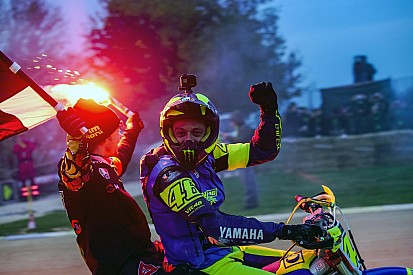 Rossi: "Da zero vittorie a una c'è una bella differenza, ma la gamba mi fa male"
