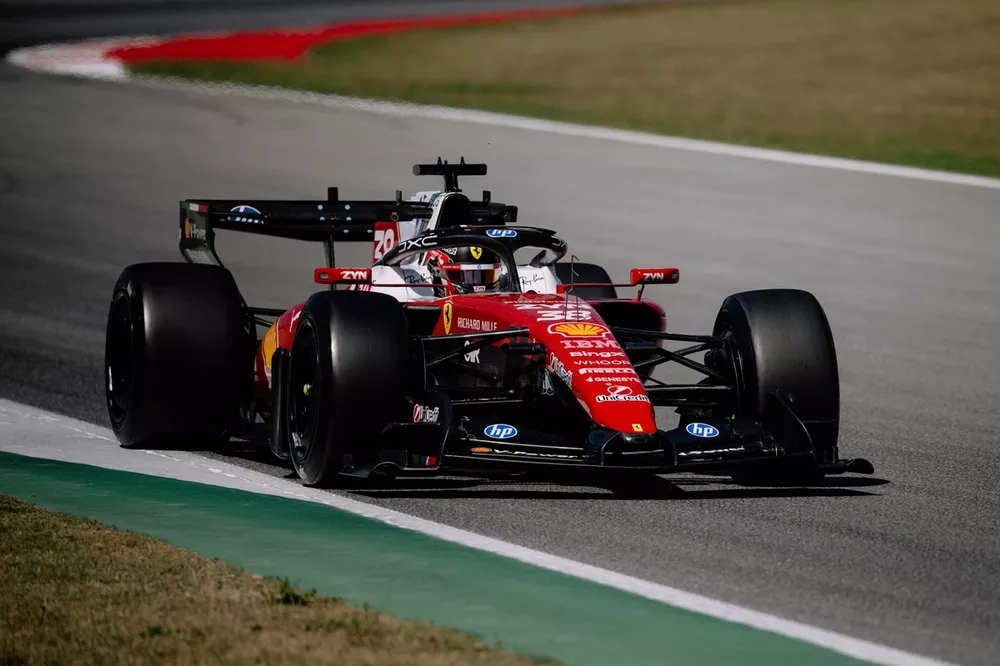 Test de Pirelli de Ferrari