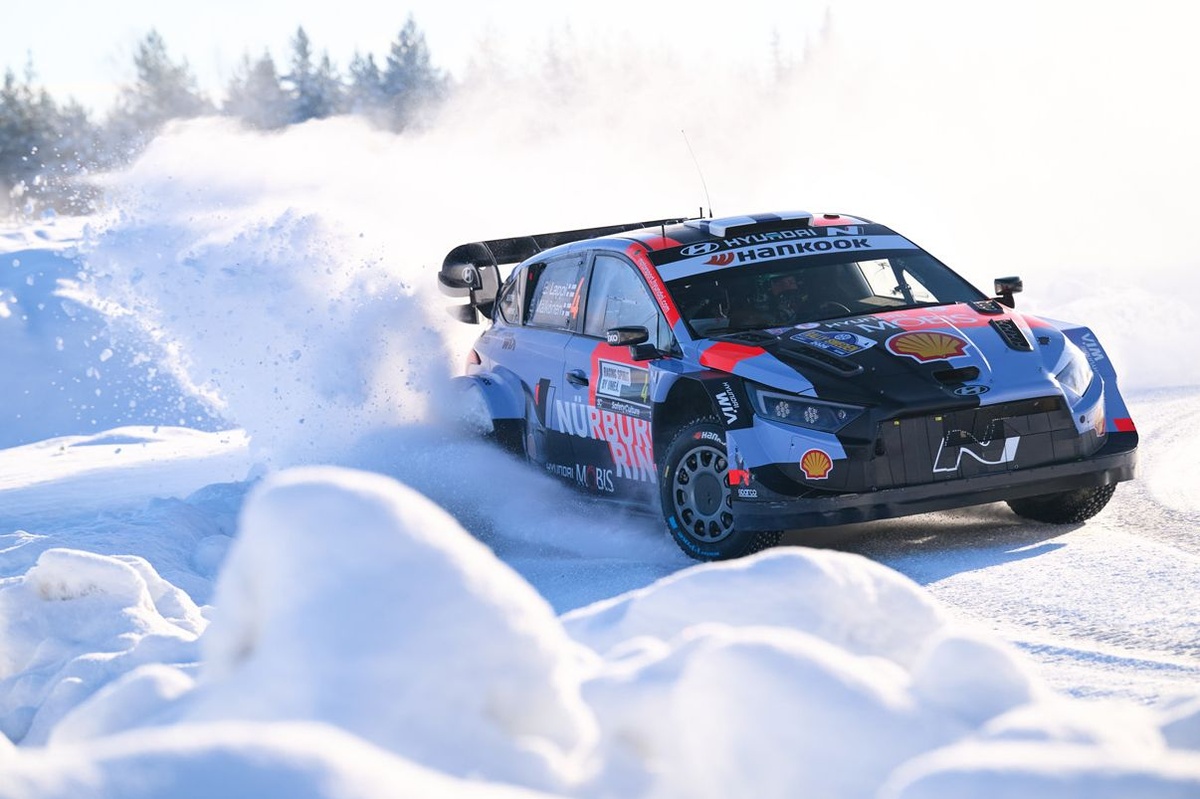 WRC Sweden: Hyundai tries radical setup changes to find more speed