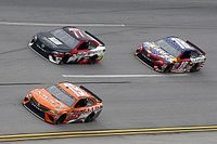 Bowyer fue el más veloz en la práctica recortada en Talladega